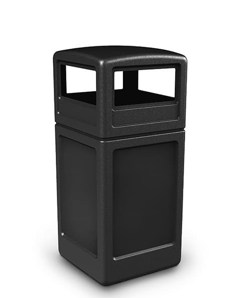 [CZ-73290199] CZ-73290399 38-Gal. Square w/ Dome Lid (Black)