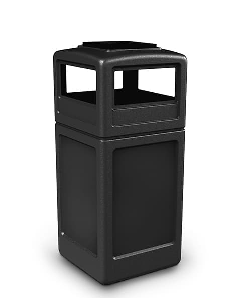 [CZ-73300199] CZ-73303799 38-Gal. Square w/ Ashtray Dome Lid. (Black)